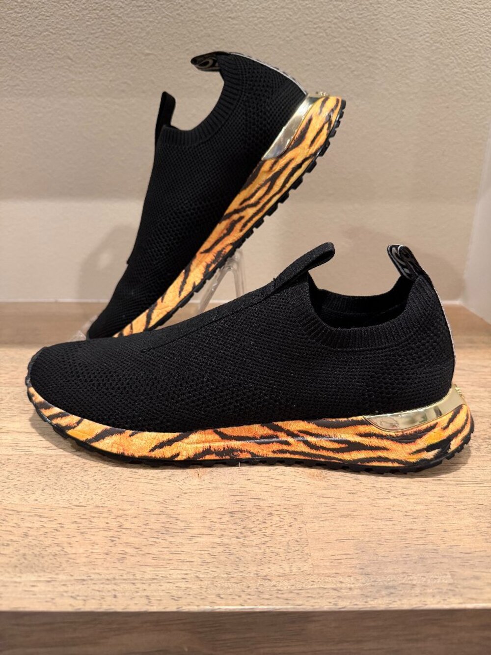 Michael Kors Bodie Black Tiger Print Slip On Knit Sneakers 9